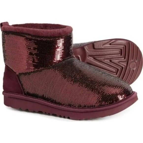 NEW UGG GIRL'S CLASSIC MINI MIRROR BALL BOOTS SZ 4 WILD GRAPE - Picture 1 of 8